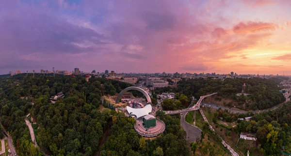 Panoramiczny widok na Kijów — Zdjęcie stockowe