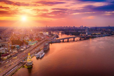 Dnipro 'da günbatımı