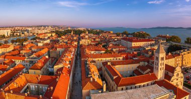 Hırvatistan 'ın Zadar kentinin üst manzarası.