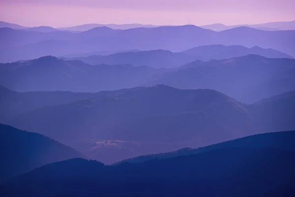 Abstrakt berg bakgrund — Stockfoto