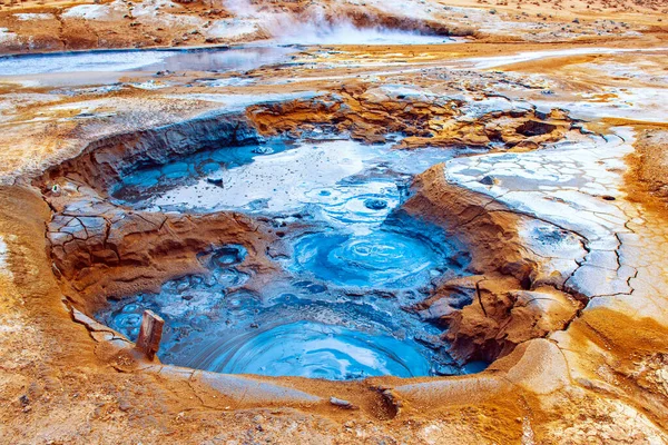Hverir geotermikus terület, Izland. — Stock Fotó