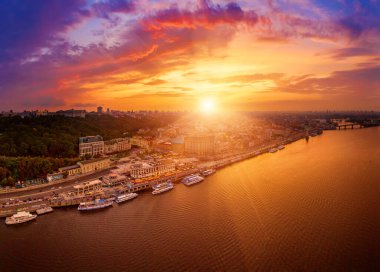 Dnipro 'da günbatımı