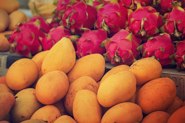 Lot Fresh Yellow Mango Dragon Fruit Background Market Thailand Tropical — Stockfoto