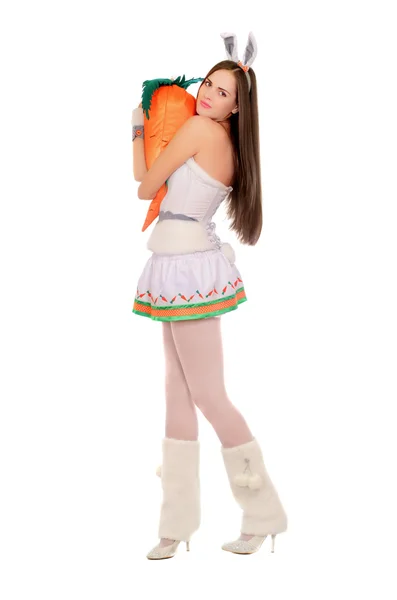 Piękna młoda kobieta z marchewki — Zdjęcie stockowe