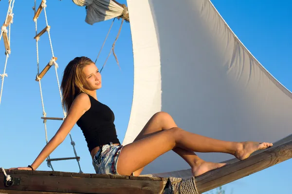 Menina adolescente bonito — Fotografia de Stock