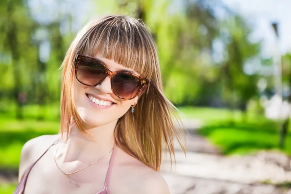 Portrait of pretty smiling woman — Stock Photo, Image