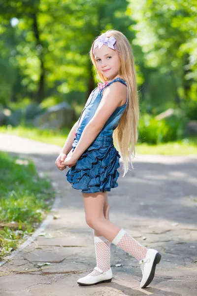 Adorable blond girl — Stock Photo, Image