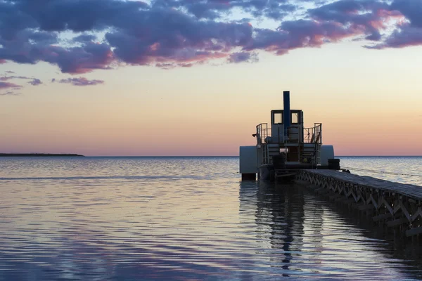 Ferryboat à noite — Fotografia de Stock