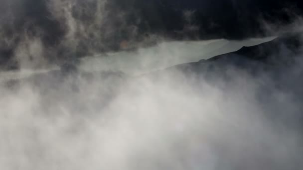 Gejzíry, sopka间歇泉、 火山 — Stock video