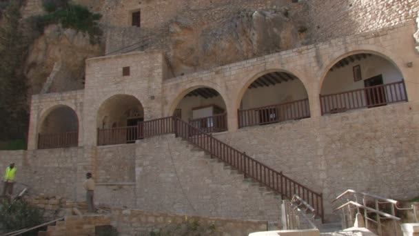 Monasterio del San Neófito ermitaño — Vídeo de stock