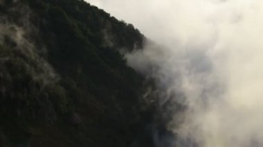 dağlar, volkan, bulutlar