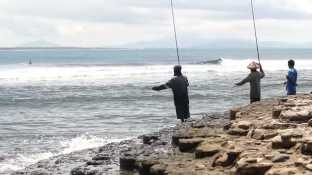 El pescador, puesta de sol, mar, sol — Vídeo de stock