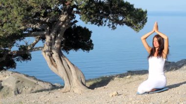 Kız, meditasyon, deniz