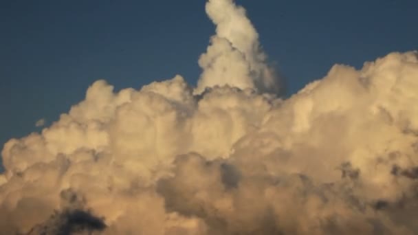 Nuages — Video