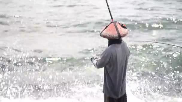 El pescador, puesta de sol, mar, sol — Vídeos de Stock