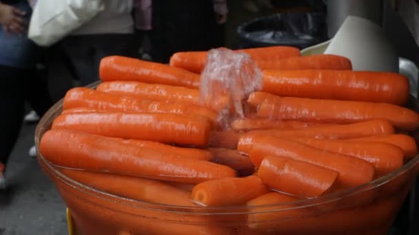 Asian cuisine, carrots — Stock Video