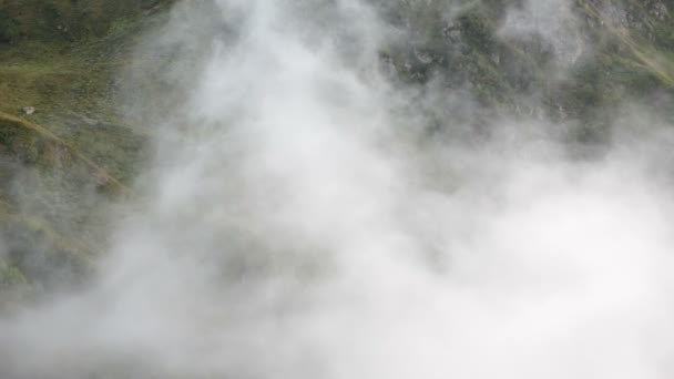 Montañas, volcán, nubes — Vídeo de stock