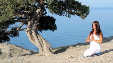 Kız, meditasyon, deniz