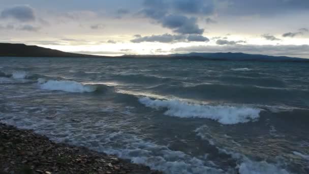 La tempête arrive. — Video