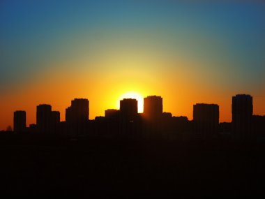 gece şehir silüeti