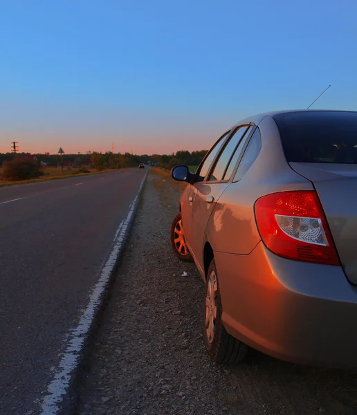 Vehicle is on the side — Stock Photo, Image