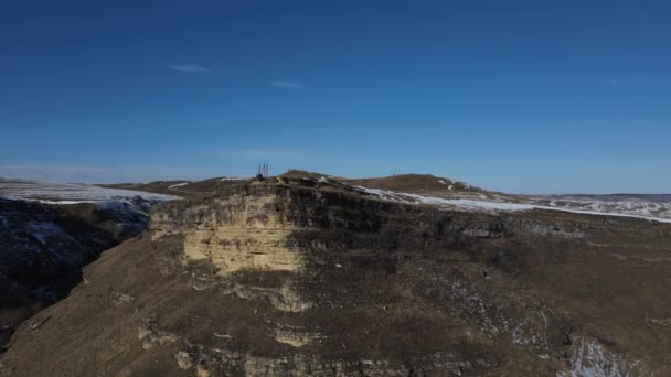 Voo Drone Longo Montanha Área Aldeia Cachoeiras Mel Karachay Cherkessia — Vídeo de Stock