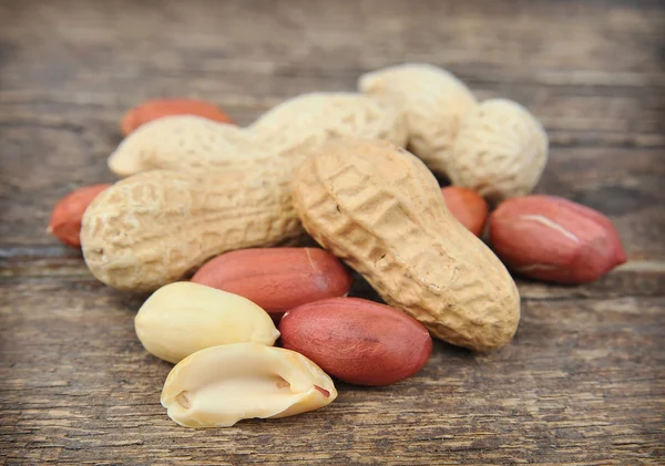 Dried peanuts — Stock Photo, Image