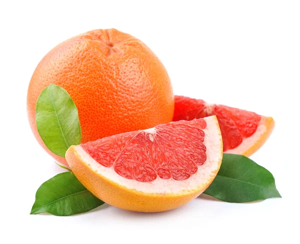 Grapefruit met bladeren — Stockfoto