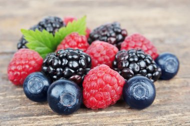 taze berry karışımı