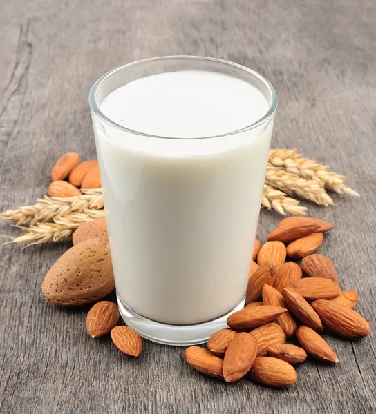 Mandlové mléko — Stock fotografie