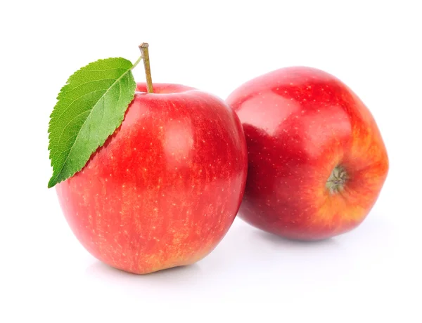 Ripe apples with leaves — Stock Photo, Image