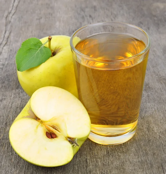 Apple juice — Stock Photo, Image