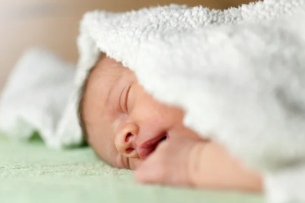 Newborn baby — Stock Photo, Image