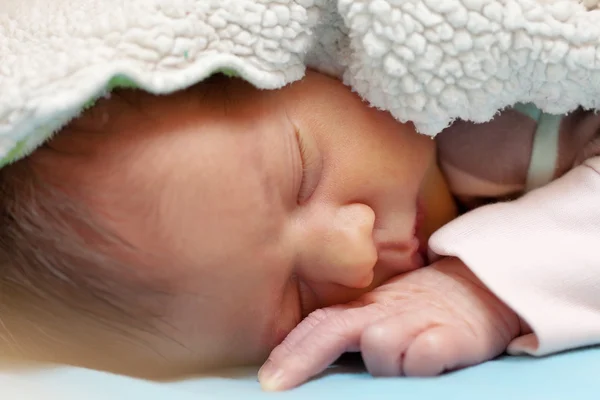 Newborn baby — Stock Photo, Image