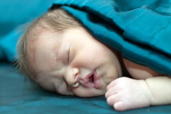 Newborn baby — Stock Photo, Image