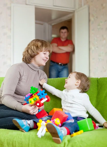 Gelukkig moeder en baby — Stockfoto