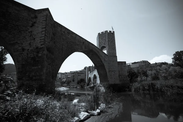 Foto retro del puente medieval — Foto de Stock