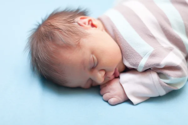 Newborn baby — Stock Photo, Image