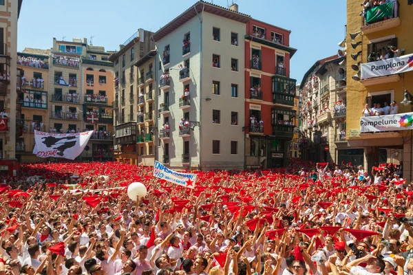 Inicio del Festival de San Fermín en Pamplona — Foto de Stock