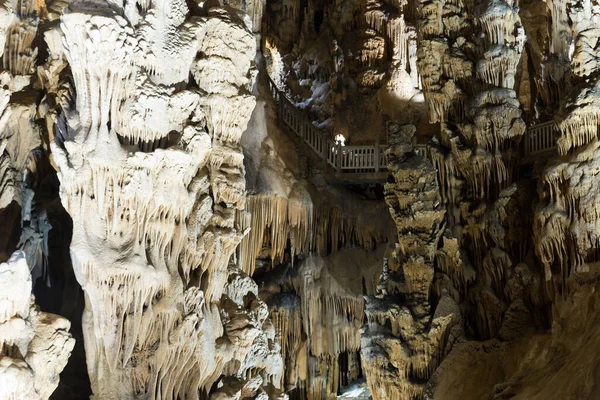 Câmara em Grotte des Demoiselles, Ganges, Francia — Fotografia de Stock