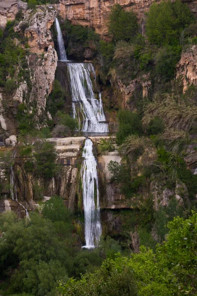 Sant Miquel del Fai with waterfall, Barcelona, Španělsko — Stock fotografie