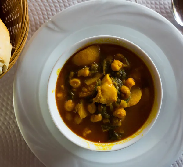 Top view of stew from chard with garbanzo — Foto Stock