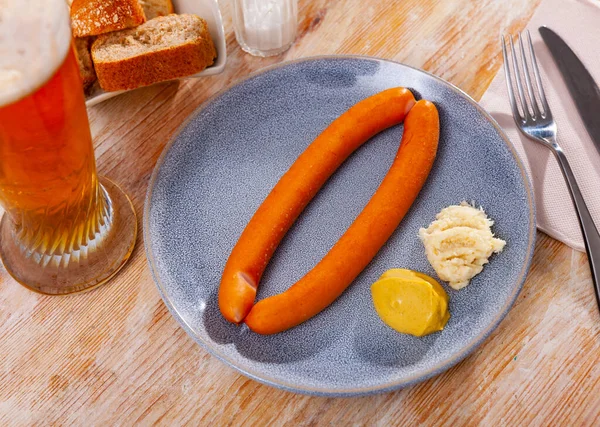 Traditional Sausages Austrian Cuisine Served Mustard Fresh Horseradish — Stock Photo, Image