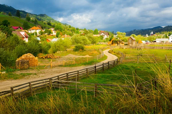 View Picturesque Village Sadova Suceava County Romania — Stock Photo, Image