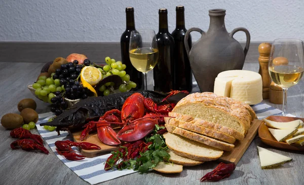 Appetizing Smoked Sturgeon Lobster Crayfishes Bread Cheese Fruits Wine Wooden — Stock Photo, Image