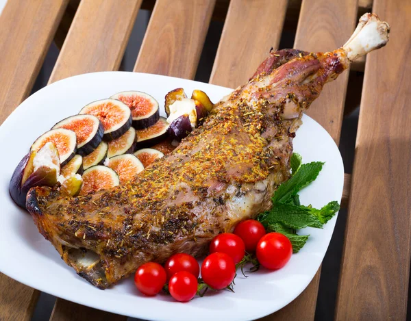 Baked Shoulder Mutton Marinade Honey Herbs Mustard Grains Served Ripe — Stock Photo, Image