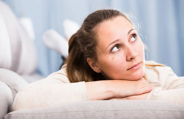 Giovane Donna Che Problemi Depressione Casa — Foto Stock