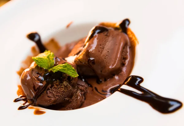 Yapımı Çikolatalı Dondurma Çikolatalı Dondurma Naneli — Stok fotoğraf