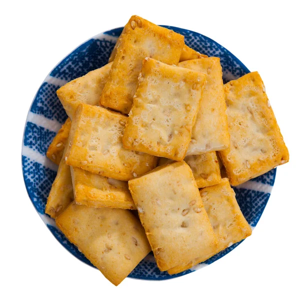 Montón Galletas Galleta Plato Snacks Crujientes Aislado Sobre Fondo Blanco —  Fotos de Stock