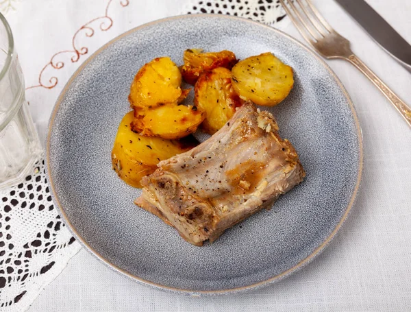Ccostillas Cerdo Свиные Ребрышки Вареной Картошкой Испанская Кухня — стоковое фото
